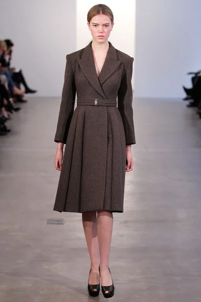 Look 1